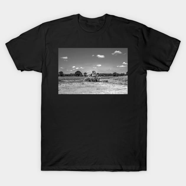 Norfolk plow in an arable field T-Shirt by yackers1